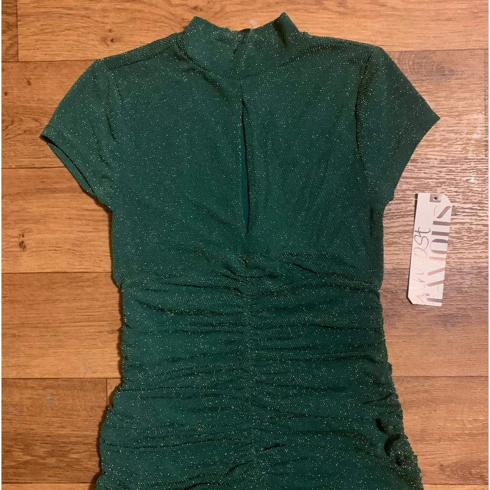 Ruched emerald glitter sparkly dress - Picture 2 of 4